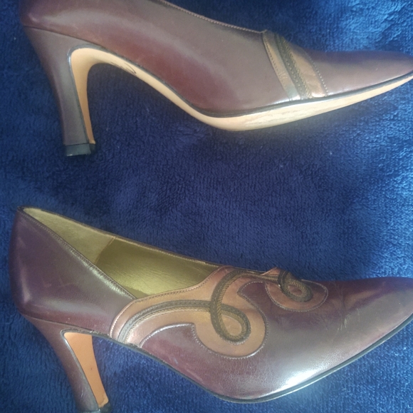 7 1/2 leather brown & copper Shoes - Picture 4 of 14